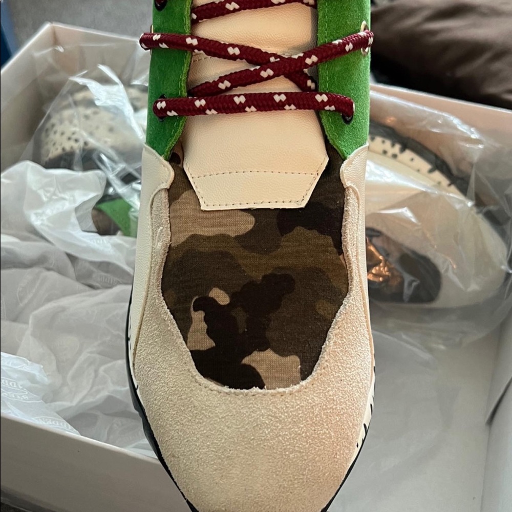 Steve Madden sneakers size 10 new
